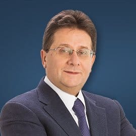 كنعان: يجب الضغط على مفوّضيّة شؤون اللاجئين كي تدفع الأموال للنازحين في سوريا فقط