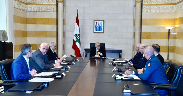 سلام ترأس اجتماعا وزاريا بحث في حادثة طريق المطار نصار: هذه الاحداث لن تتكرر وسنقوم بالملاحقات الازمة رسامني: سلامة المطار خط احمر والعقوبات الاوروبية قد تؤثر على امن المطار وسلامة الركاب