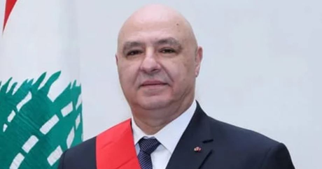 (*)الرئيس عون هنّأ الحكومة بنيلها الثقة ونوّه "بالمواقف الوطنية الجامعة لجهة الانفتاح على الحوار"