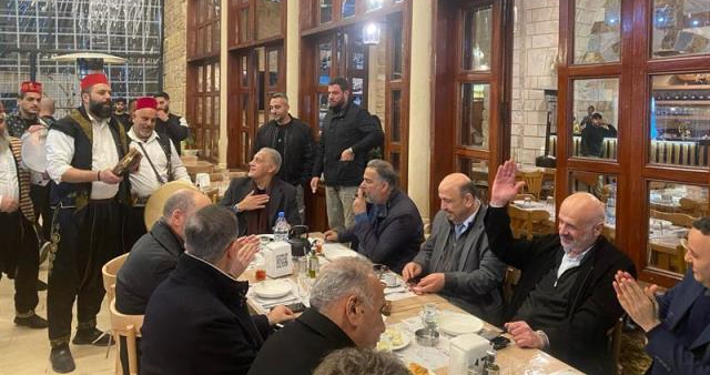 فاعليات وشخصيات أمضت أمسية رمضانية وجالت في صيدا القديمة التراثية بدعوة من رئيس البلدية