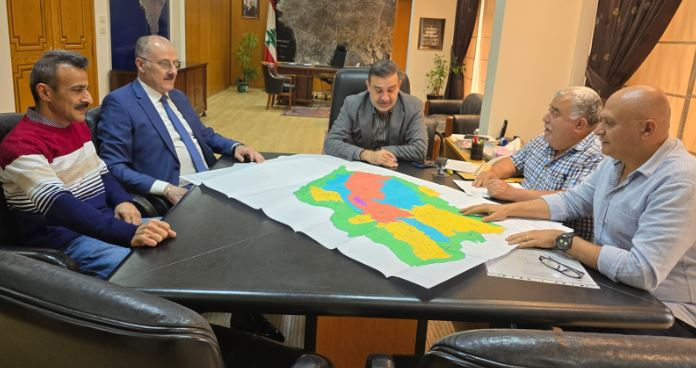 عبدالله التقى مدير التظيم المدني وبحثا في المخطط التوجيهي لبلدة دلهون