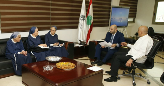 وزير الصحة اطلع من وفد جمعيّة راهبات الصليب على أوضاع المؤسسات الصحية التابعة لها