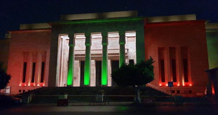 وزارة الثقافة أضاءت المتحف الوطني بألوان العلم في الذكرى ال50 للحرب سلامة: لتنطفئ الحرب ويتنور لبنان