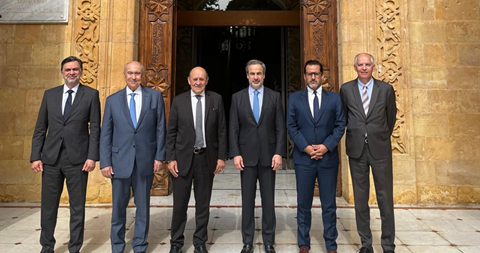 مخزومي التقى وعددا من النواب لودريان في قصر الصنوبر: لتطبيق ال 1701 وفق آلية عمل واضحة لضمان عدم انهيار اتفاق وقف إطلاق النار