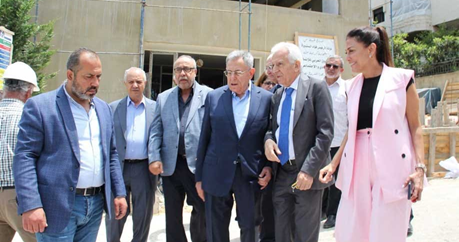 السنيورة تفقد سير العمل في المشروع المشترك بين" جمعية جامع البحر" و"المجلس الأهلي لمكافحة الإدمان" في الشرحبيل -بقسطا