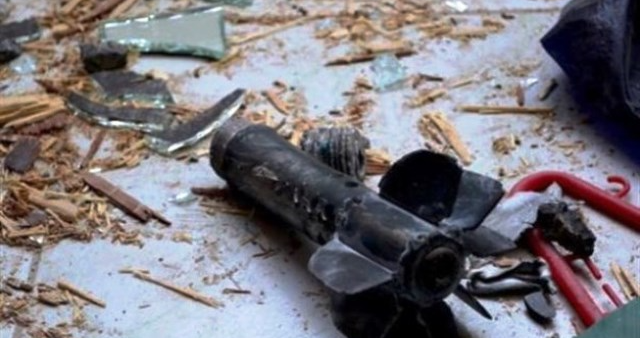 قذيفة هاون قديمة تحت جسرعرقة - عكار وليس رأس صاروخ سقط كما تردد