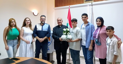 بلدية جدرا كرمت الطالبين أحمد وعلي الحسين من ثانوية لاستيه ناسيونال - برجا لاختراعهما "طائرة سكاي ليرا"