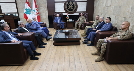 قائد الجيش بحث مع رئيس "التقدمي" ونوب في الاوضاع العامة