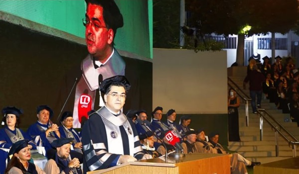 مرقص مكرّما وراعيا تخريجا في جامعة القديس يوسف: شهادتكم فعل ايمان بوطن ربما اهتز لكنه لا يسقط