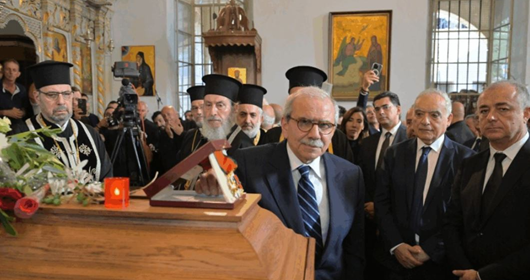 لبنان ودّع الفنان زياد الرحباني في مأتم رسمي وشعبي وسلام منحه باسم رئيس الجمهورية وسام الأرز الوطني من رتبة كومندور