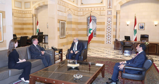 سلام بحث وسفير بريطانيا في التجديد ل"اليونيفيل" واستقبل رودولف سعادة وزوارا كاول : ملتزمون دعم الاستقرار في لبنان وتعزيز قدرات الجيش