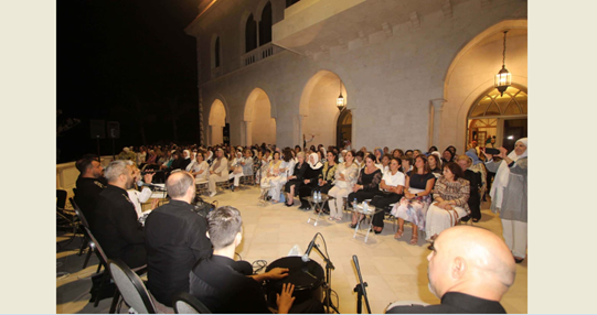 حفل إنشادي نظمته الحريري في الهلالية بمناسبة ذكرى المولد النبوي